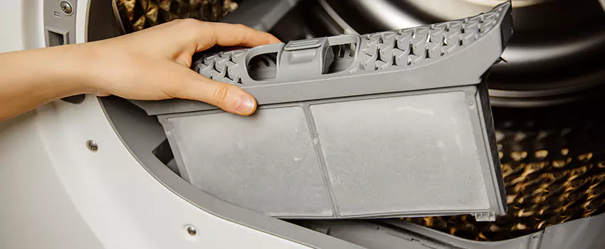 Signs Of A Clogged Dryer Lint Trap in Lexington, South Carolina